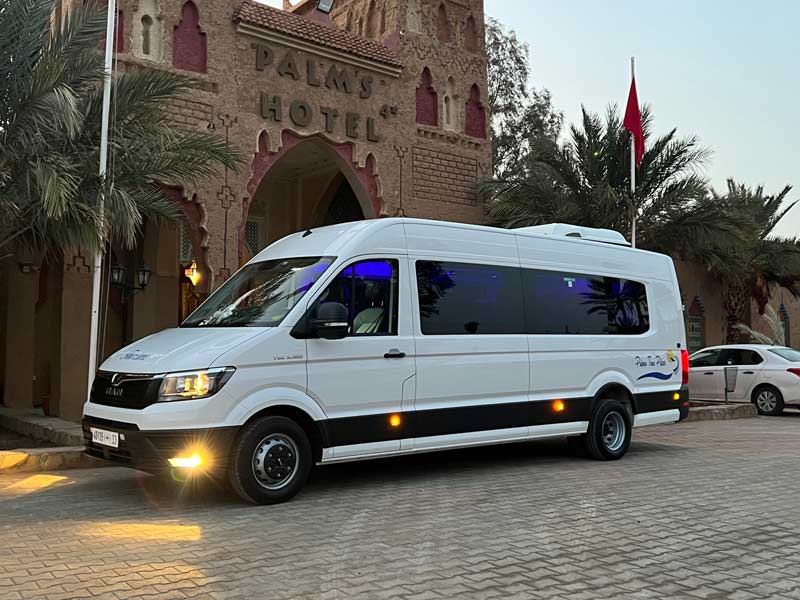 Geräumiger Minibus